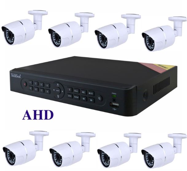 AHD 1MP szett DVR , 8db 1MP csőkamera